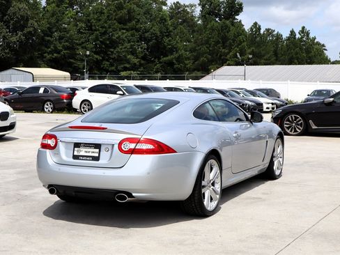 Used 2010 Jaguar XK Coupe RWD image 7