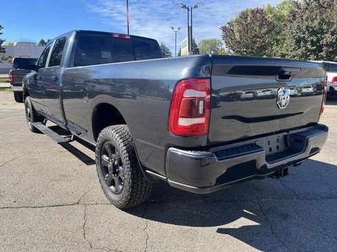 Used 2022 RAM 3500 Big Horn w/ Level B Equipment Group image 9