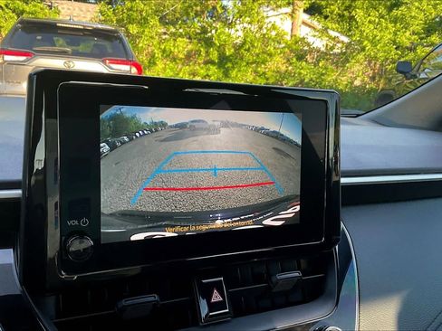 Used 2025 Toyota Corolla SE image 26