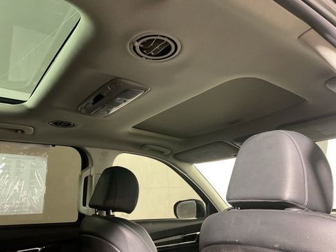 Used 2023 Kia Telluride SX AWD/4WD image 2