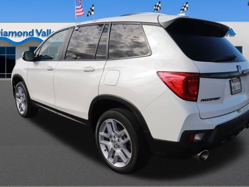 Used 2024 Honda Passport EX-L image 4