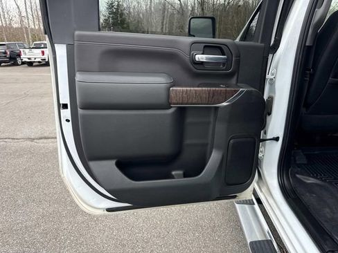 Used 2022 GMC Sierra 2500 Denali image 14