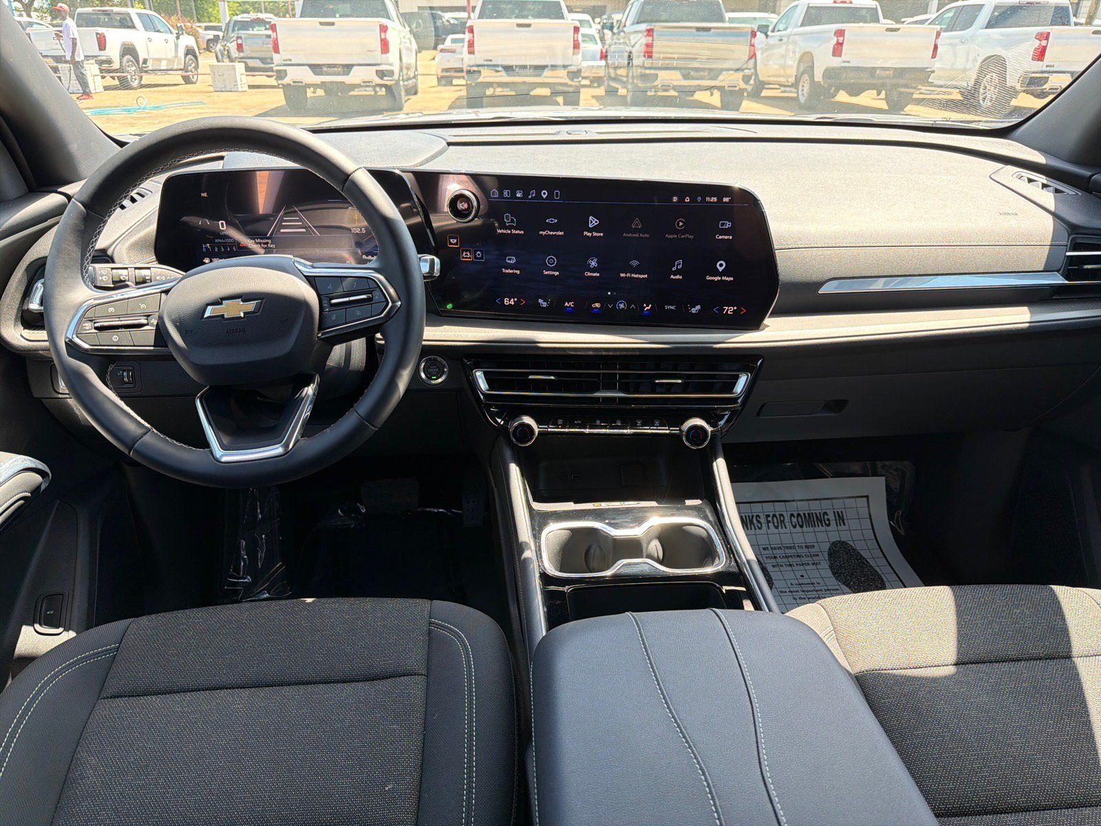 Used 2026 Chevrolet Traverse LT FWD image 8