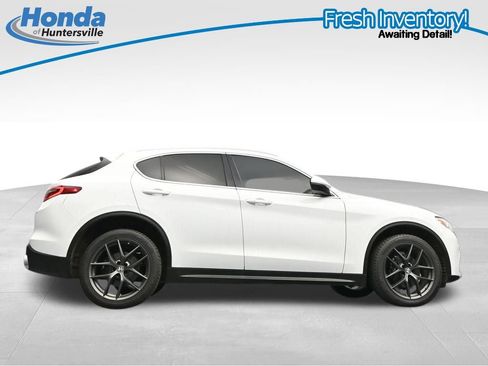 Used 2018 Alfa Romeo Stelvio AWD image 45