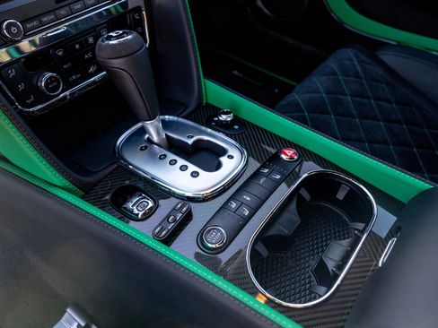 Used 2015 Bentley Continental GT3-R image 17