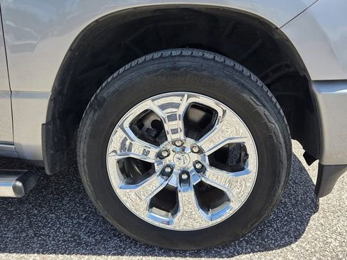 Used 2020 RAM 1500 Big Horn AWD/4WD image 12