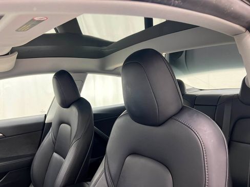 Used 2021 Tesla Model 3 Standard Range Plus RWD image 13