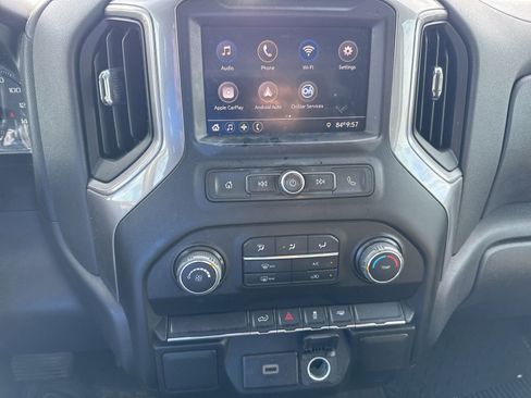 Used 2020 Chevrolet Silverado 1500 Custom w/ Custom Convenience Package RWD image 13
