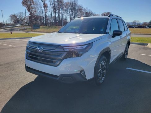 New 2026 Subaru Forester Premium AWD/4WD image 3