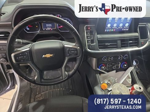 Used 2023 Chevrolet Suburban LS AWD/4WD image 7