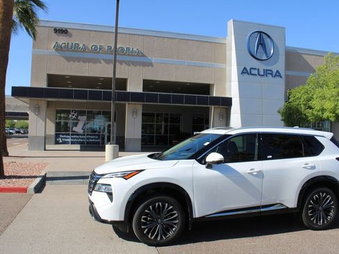 Used 2026 Nissan Rogue Platinum w/ Platinum Premium Package AWD/4WD image 40