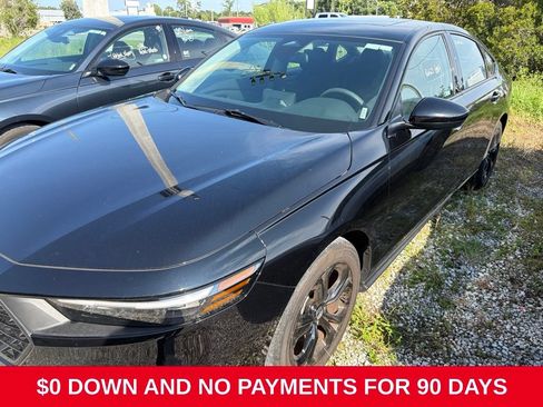 Used 2025 Honda Accord SE image 1