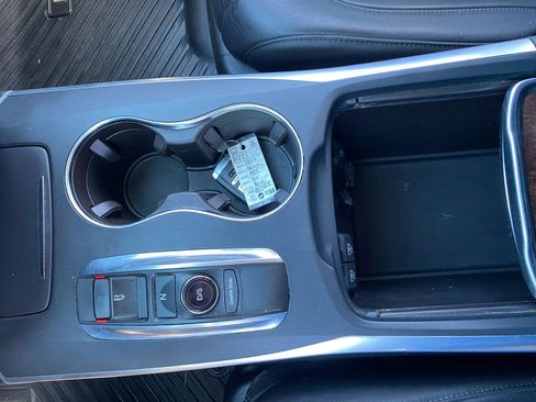 Used 2017 Acura MDX SH-AWD image 14
