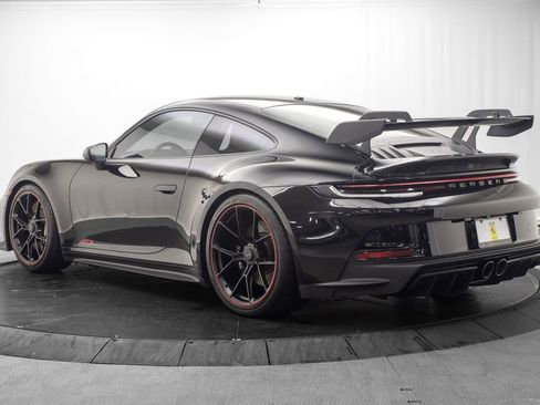 Used 2022 Porsche 911 GT3 RWD image 5