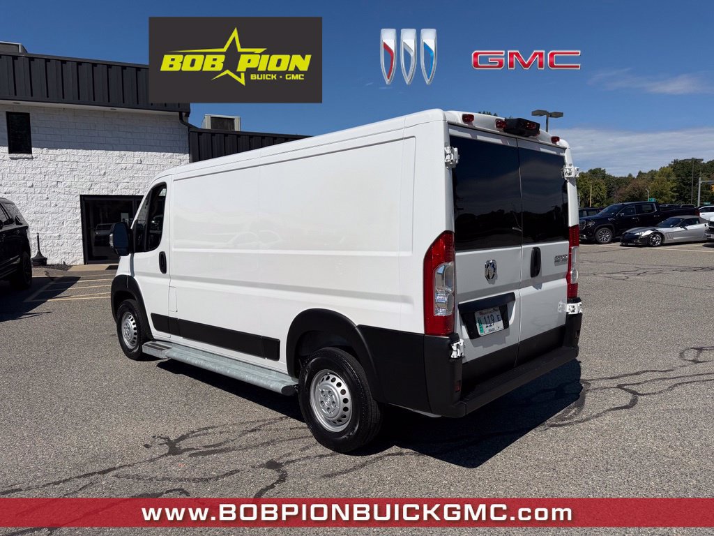 Used 2025 RAM ProMaster 2500 w/ U-Haul Equipment Group FWD image 4