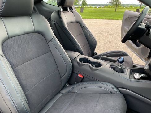 Used 2025 Ford Mustang Dark Horse RWD image 36