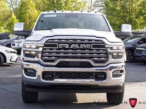 Used 2026 RAM 3500 Limited AWD/4WD image 21