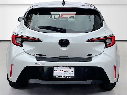 Used 2025 Toyota Corolla Hatchback image 6