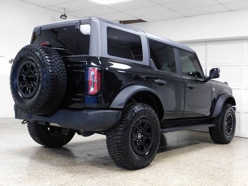 Used 2024 Ford Bronco Wildtrak image 7