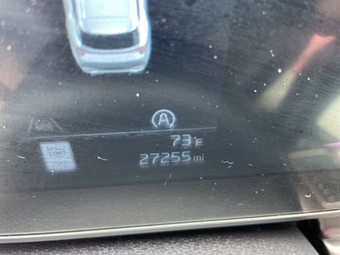 Used 2025 Kia Sportage EX FWD image 18