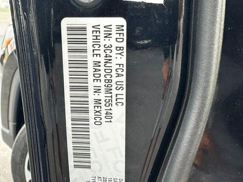 Used 2021 Jeep Compass Limited w/ Sun and Sound Group image 25