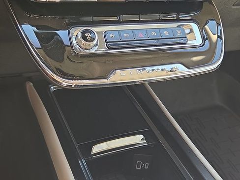 Used 2025 Lincoln Corsair Reserve FWD image 15