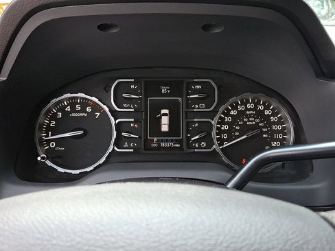 Used 2019 Toyota Tundra SR5 AWD/4WD image 21