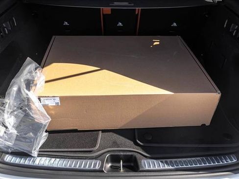 New 2026 Mercedes-Benz GLC 300 4MATIC image 23