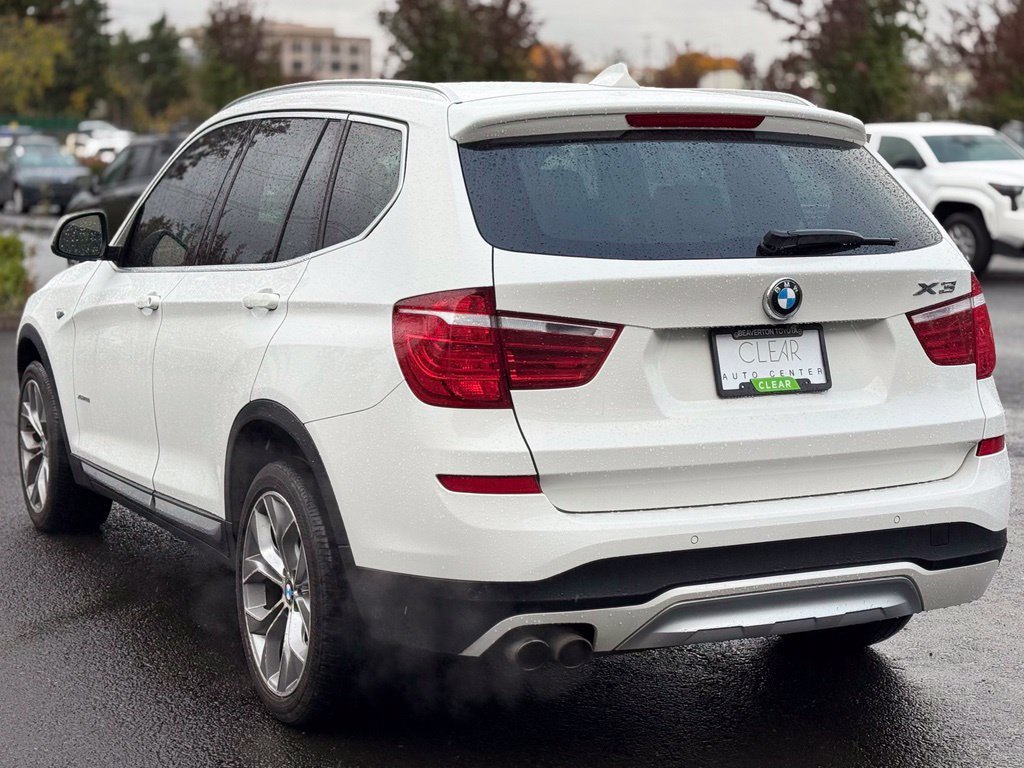 Used 2016 BMW X3 xDrive28i AWD/4WD image 3