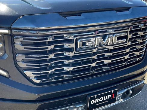 Used 2024 GMC Sierra 1500 Denali Ultimate image 28