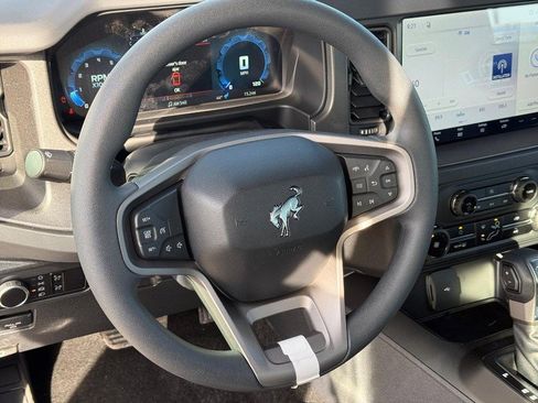 New 2026 Ford Bronco 2-Door image 7