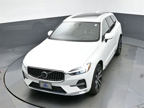 Used 2023 Volvo XC60 B5 Ultimate w/ Climate Package image 47