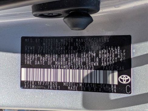 Certified 2025 Toyota Corolla LE FWD image 23