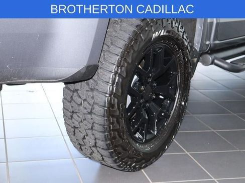 Used 2021 GMC Canyon AT4 w/ Driver Alert Package AWD/4WD image 14
