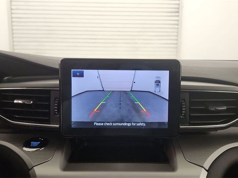 Used 2022 Ford Explorer XLT w/ Equipment Group 202A image 30