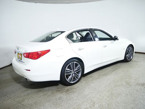 Used 2016 INFINITI Q50 3.0t Premium w/ Driver Assistance Package AWD/4WD image 7