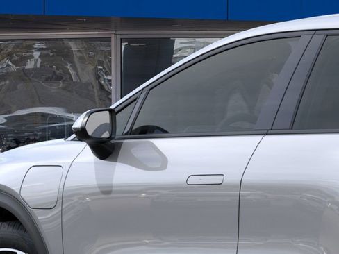 New 2026 Chevrolet Equinox EV LT w/ Comfort Package AWD/4WD image 12