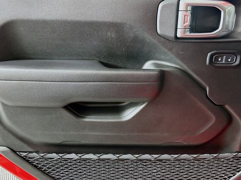 Used 2024 Jeep Wrangler Willys image 21