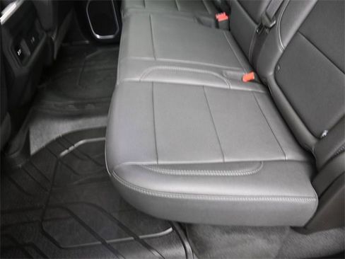 Certified 2024 Chevrolet Silverado 1500 RST w/ Rally Edition image 21