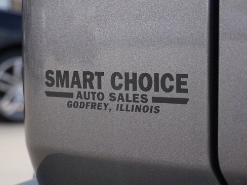 Used 2024 Jeep Wrangler Sport image 21