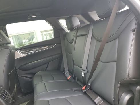 Certified 2023 Cadillac XT5 Sportv w/ LPO, Floor Liner Package AWD/4WD image 29