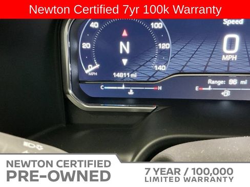 Used 2024 GMC Sierra 1500 AT4 w/ Technology Package AWD/4WD image 41