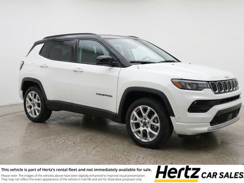 Used 2025 Jeep Compass Limited AWD/4WD image 1