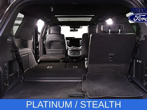 Used 2025 Ford Expedition Platinum w/ Stealth Appearance Package AWD/4WD image 33