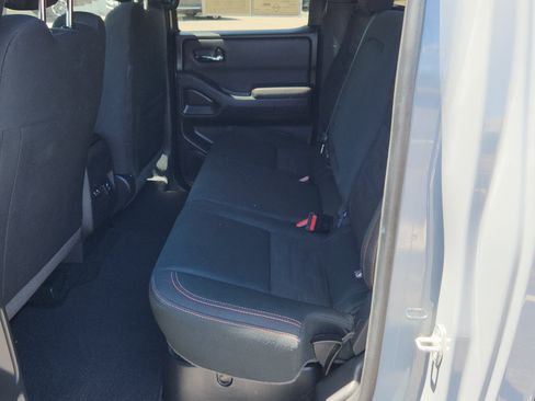 Used 2023 Nissan Frontier PRO-4X w/ Pro Convenience Package AWD/4WD image 21