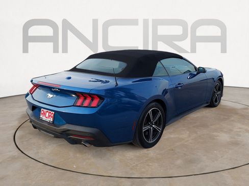 Used 2024 Ford Mustang Convertible RWD image 10