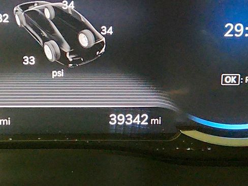 Used 2023 Genesis G80 2.5T image 14