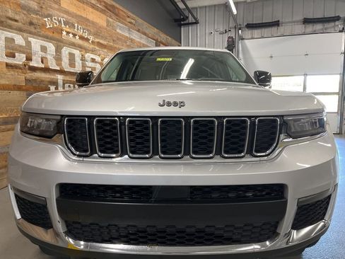 Used 2021 Jeep Grand Cherokee L Limited w/ Trailer Tow Group (B) AWD/4WD image 7