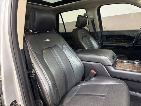 Used 2018 Ford Expedition Platinum image 64