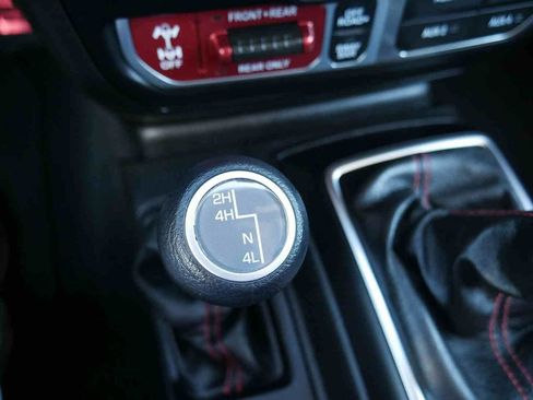 Used 2023 Jeep Wrangler Unlimited Rubicon w/ Steel Bumper Group image 36